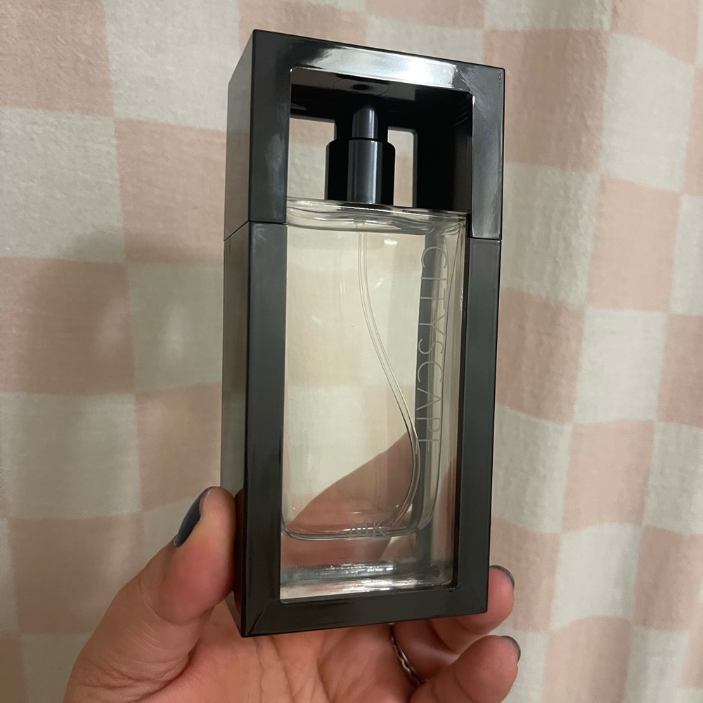 Mens Mary Kay Cityscape
